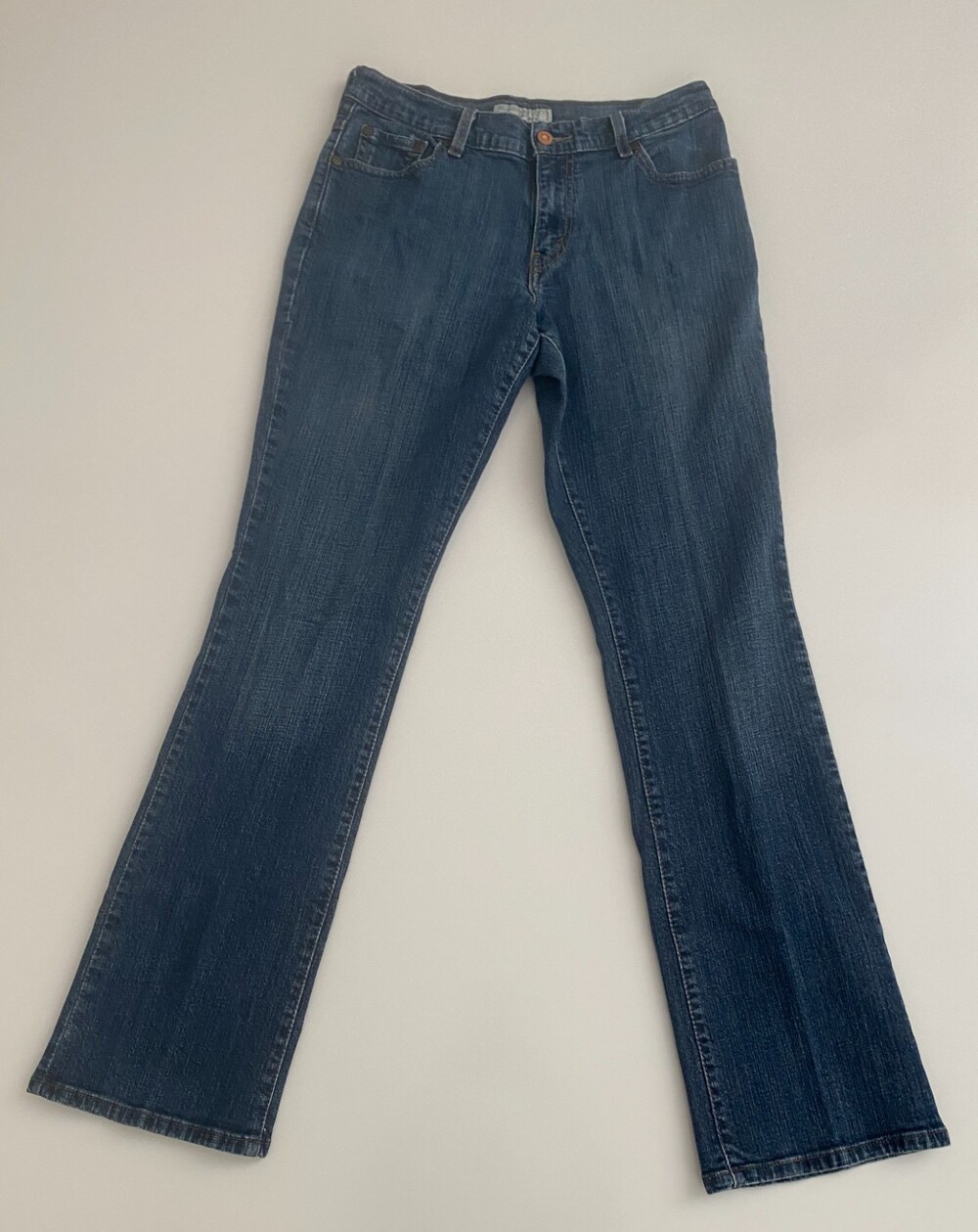 Levi's 550 Women's Jeans size 10 Long/Tall Blue Stretch 33"